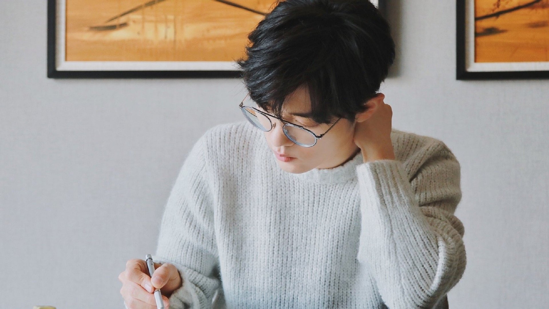 法国马术协会引入智能马鞍系统，实现实时数据监测与分析，提升骑乘体验。