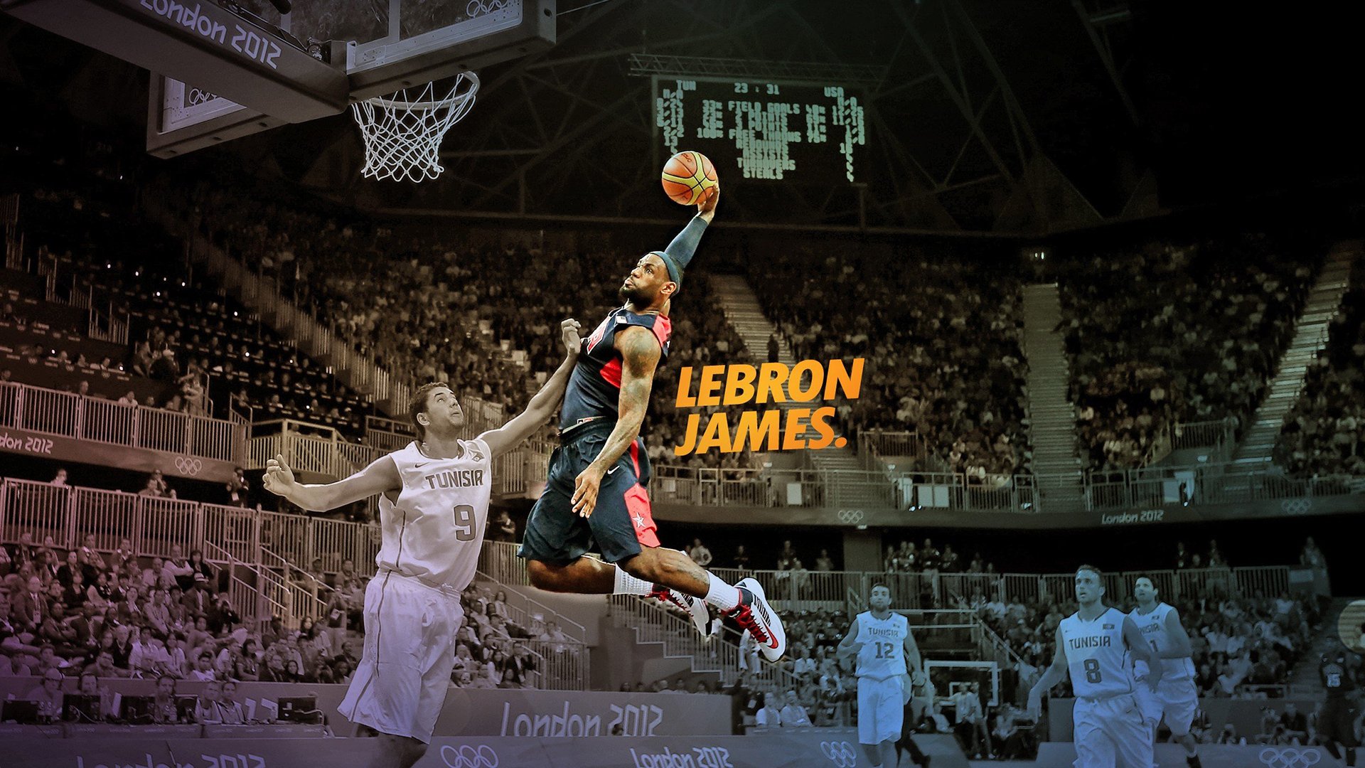 《比赛现场：观众热情点燃整个舞台》，观众在比赛现场用英语怎么说